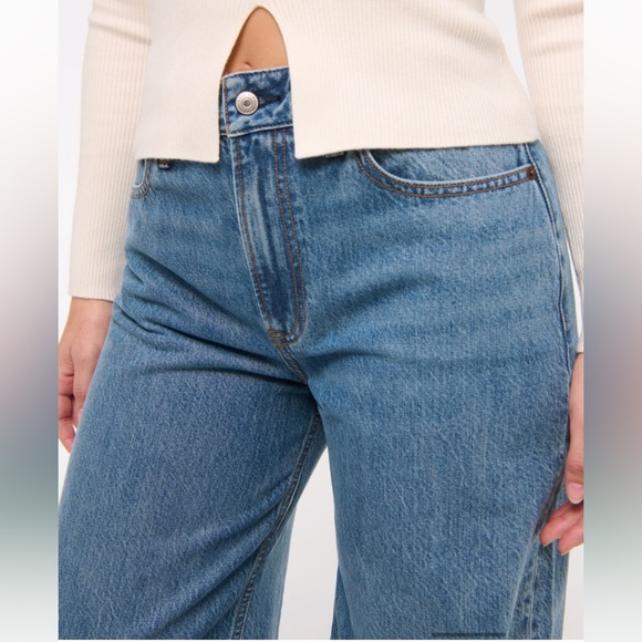 Abercrombie & Fitch Curve Love Blue Wide-Leg High Rise Jeans - Picture 7 of 10